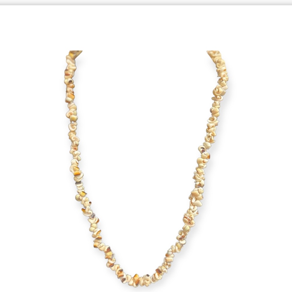 Vintage Like Seashells Beaded Necklace - EUC